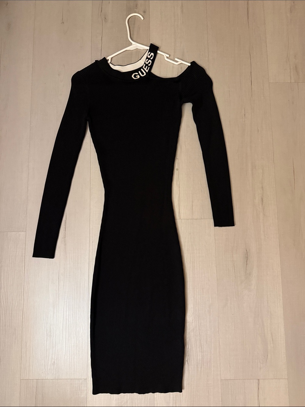GUESS Black One-Shoulder Ribbed Bodycon Dress